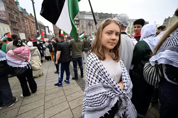 Greta Thunberg presente en las protestas propelestinas en Malmö, Suecia