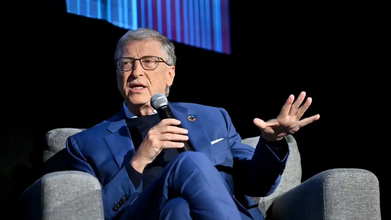 La Predicción de Bill Gates Sobre el Futuro del Trabajo, la Educación y la Medicina