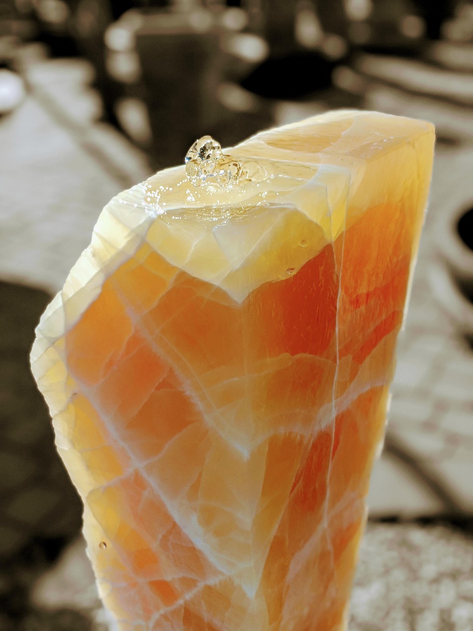 Imagen relacionada con Ónix protector: cuáles son las propiedades atribuidas a este cristal