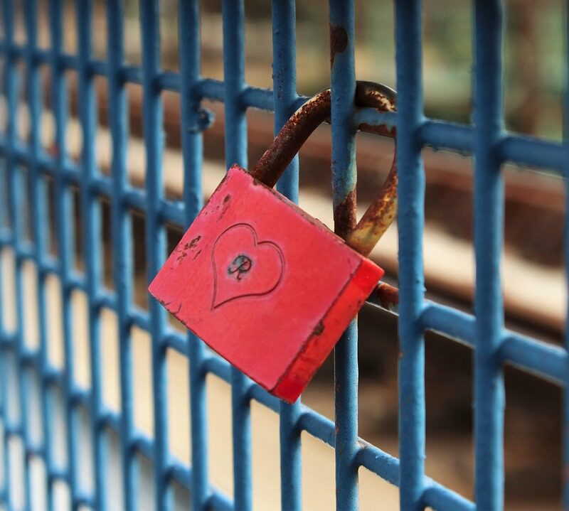 Imagen relacionada con Estrategias para liberar bloqueos emocionales y sanar tu energía hoy
