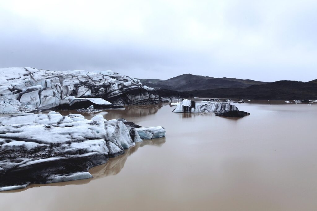 Imagen relacionada con Millones soñaron anoche con agua turbia… y hoy sienten náuseas sin causa. No es virus: es purga ancestral