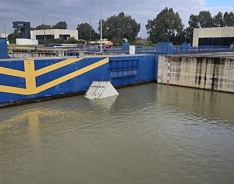 camion agua U28487660724sVX 1200x630@diario abc