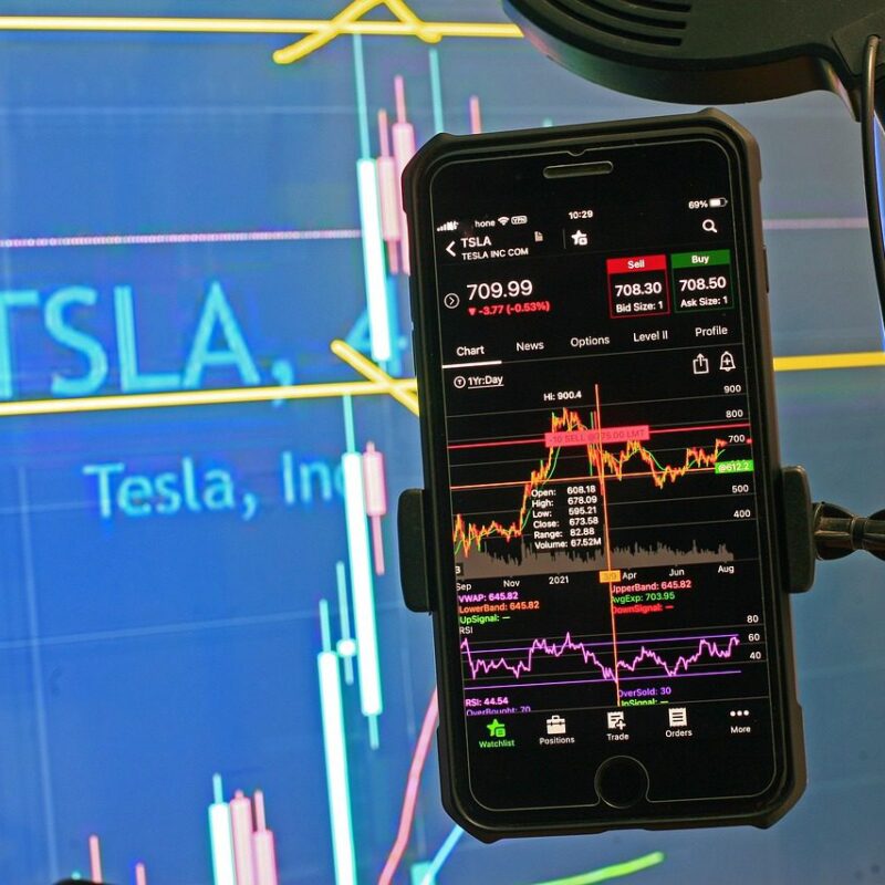 TESLA. Conductores Estadounidenses Están Vendiendo Sus AUTOS