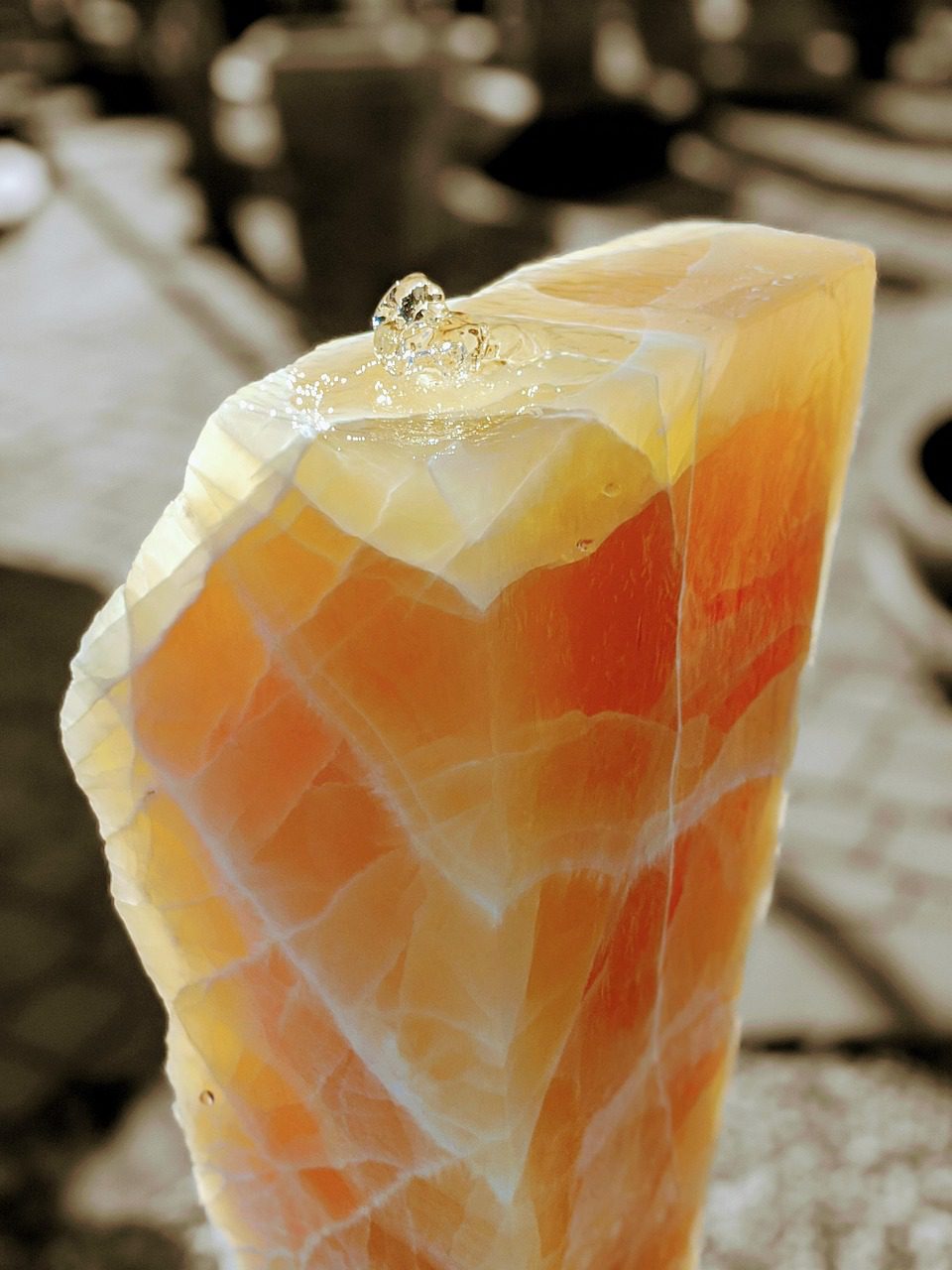 Imagen relacionada con Ónix protector: cuáles son las propiedades atribuidas a este cristal